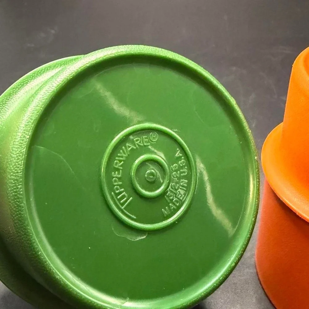 N/A vintage green